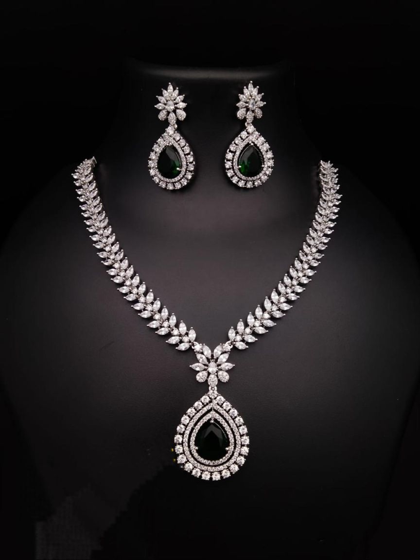 NECKLASE SET IN AD STYLE | DESIGN - 00935