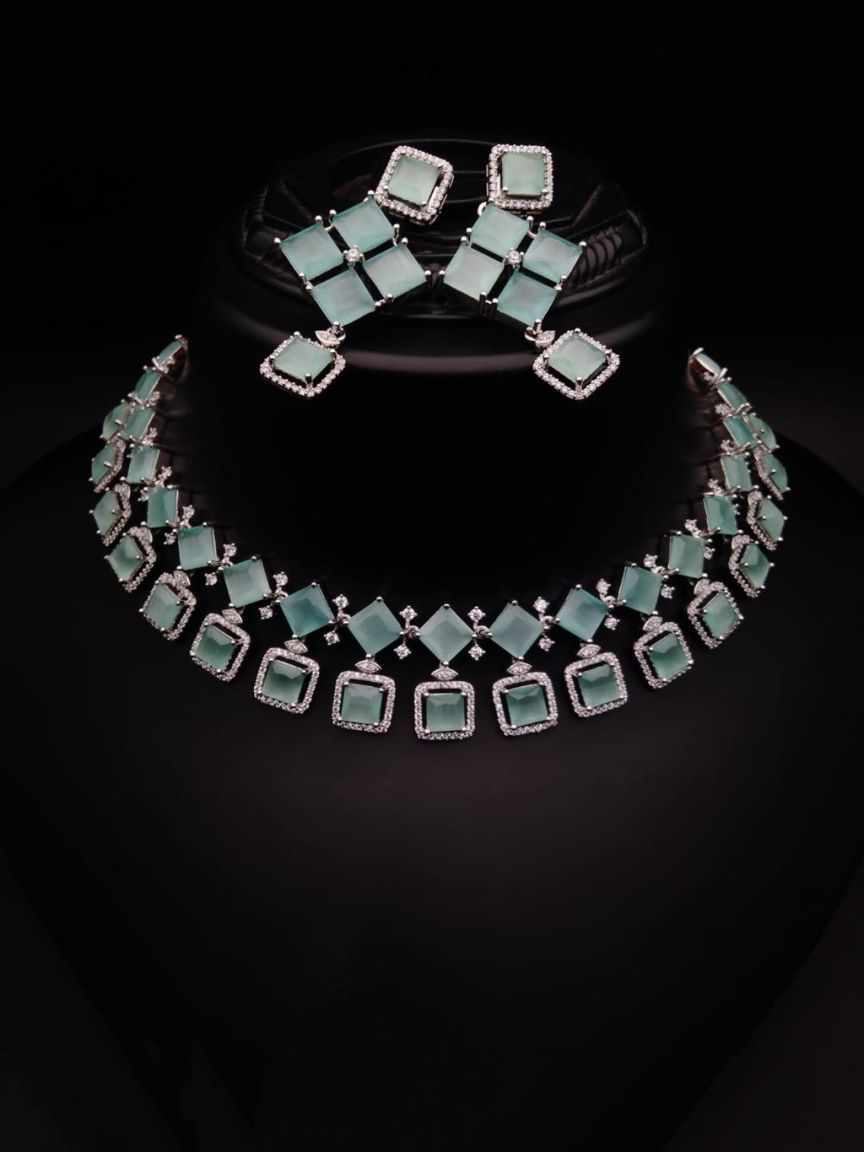 NECKLASE SET IN AD STYLE | DESIGN - 00942