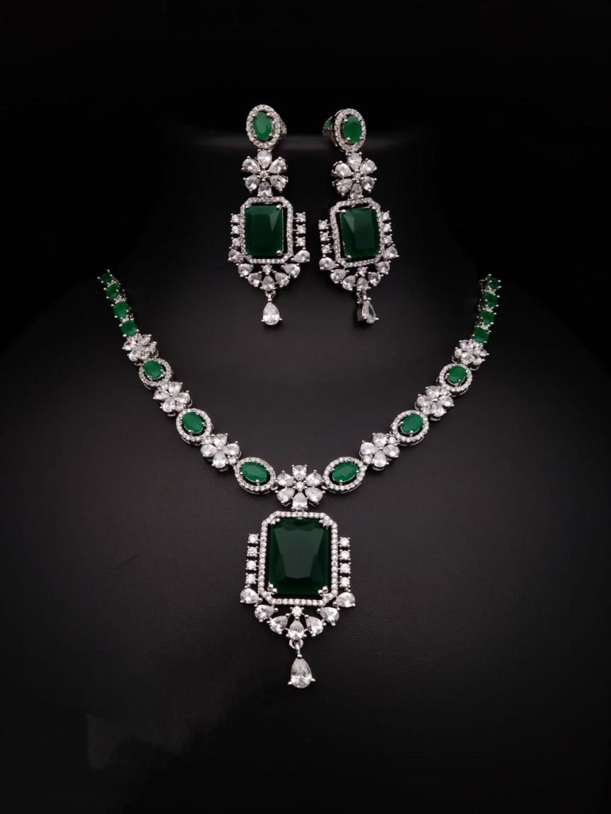 NECKLASE SET IN AD STYLE | DESIGN - 00943