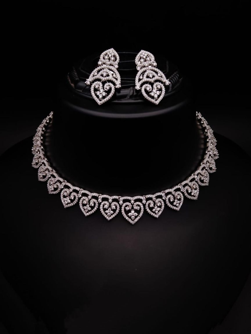 NECKLASE SET IN AD STYLE | DESIGN - 00945
