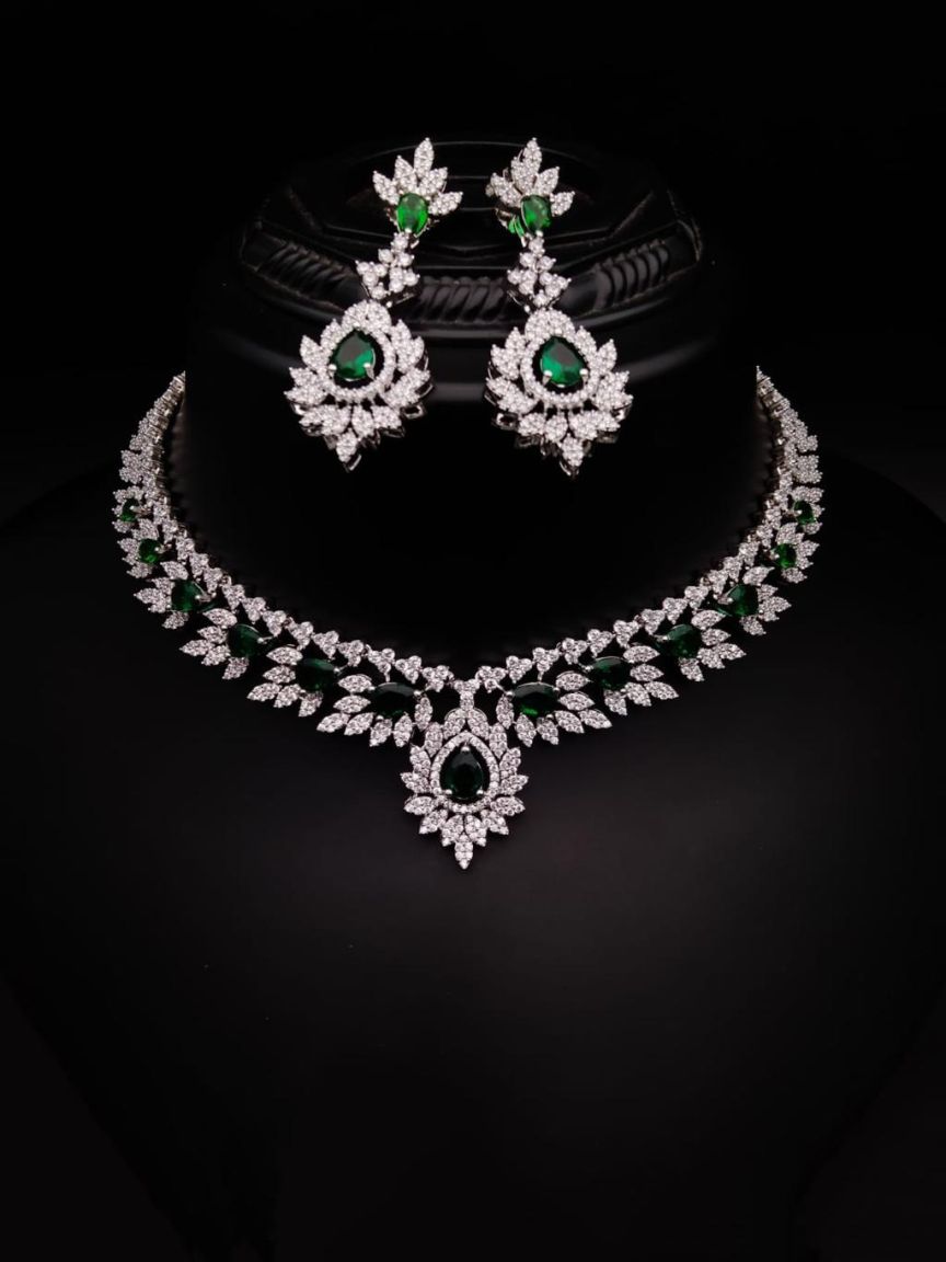 NECKLASE SET IN AD STYLE | DESIGN - 00950