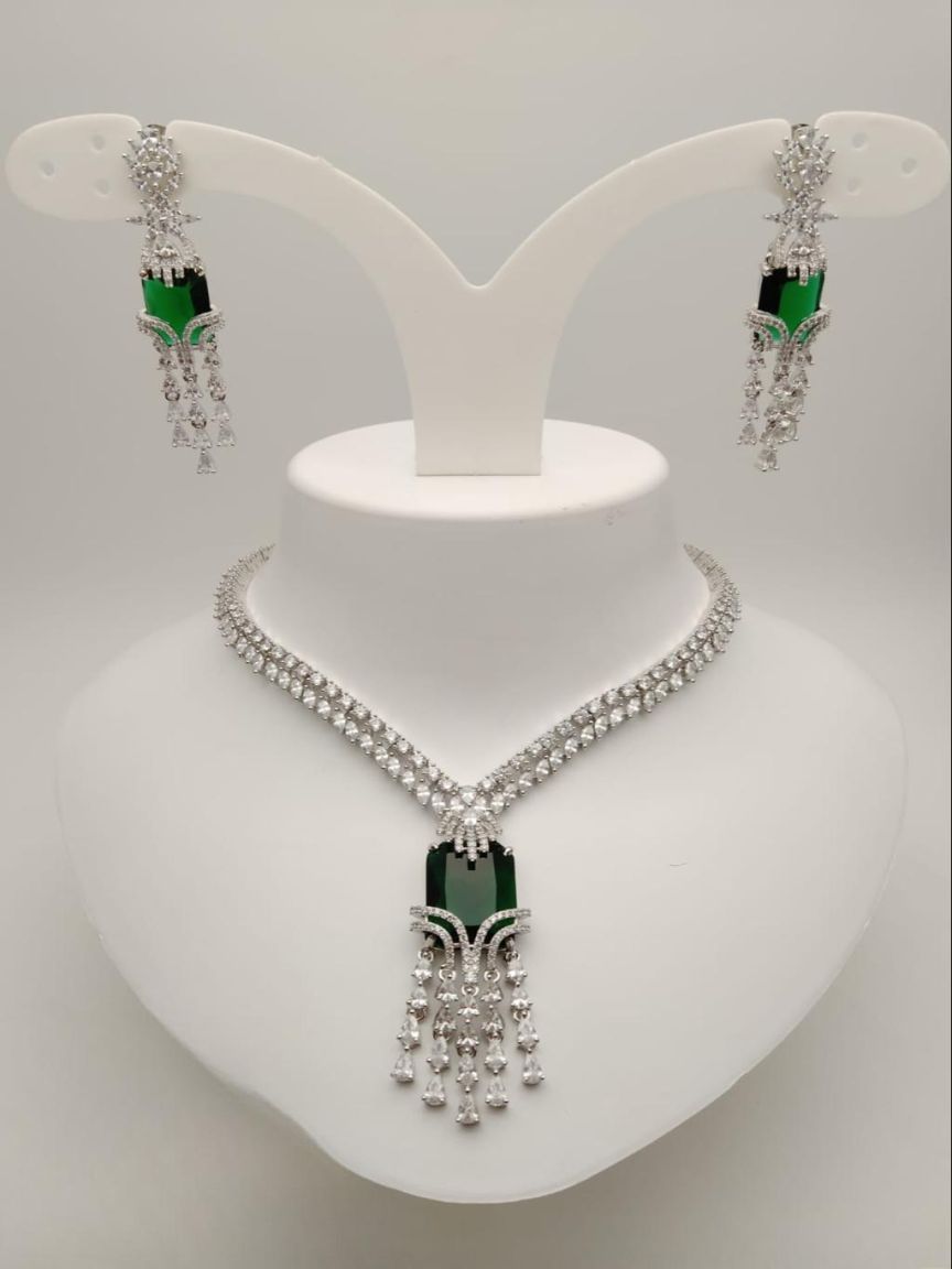 ad-necklace_set-NSAD00979GRSP