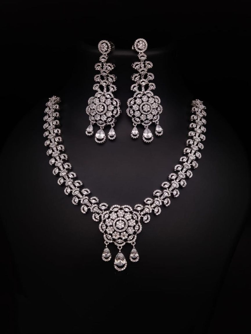 NECKLASE SET IN AD STYLE | DESIGN - 00996
