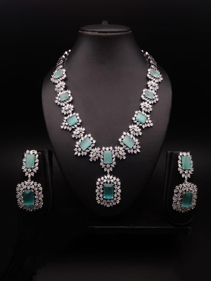 NECKLASE SET IN AD STYLE | DESIGN - 01009