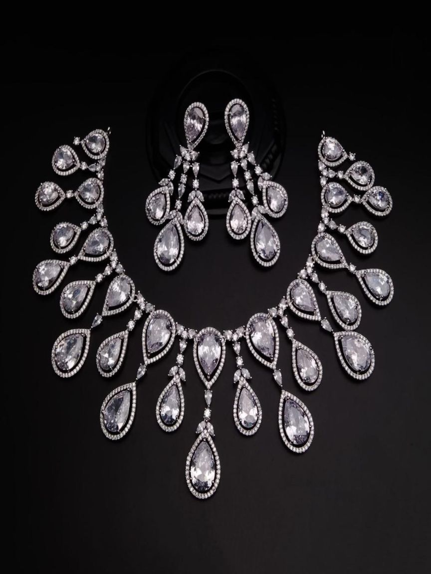 NECKLASE SET IN AD STYLE | DESIGN - 01045