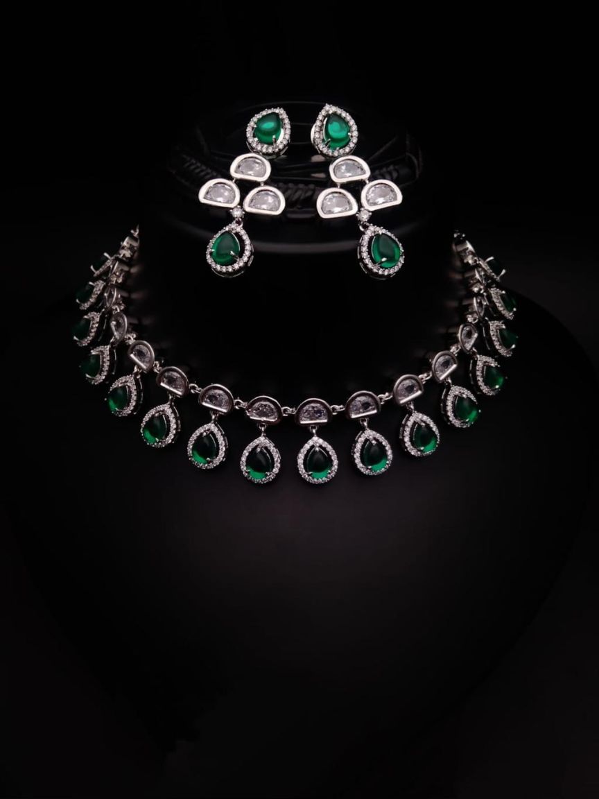 NECKLASE SET IN AD STYLE | DESIGN - 01123