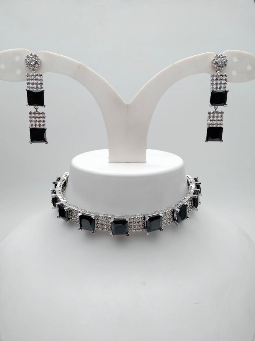 NECKLASE SET IN AD STYLE | DESIGN - 01125