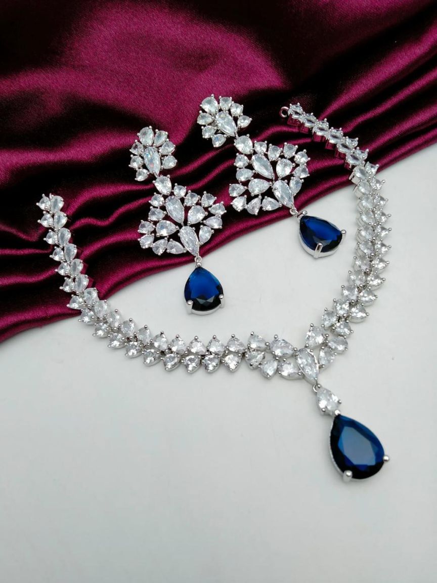NECKLASE SET IN AD STYLE | DESIGN - 01126