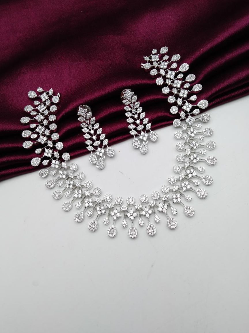 NECKLASE SET IN AD STYLE | DESIGN - 01143