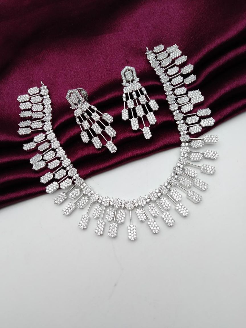 NECKLASE SET IN AD STYLE | DESIGN - 01144