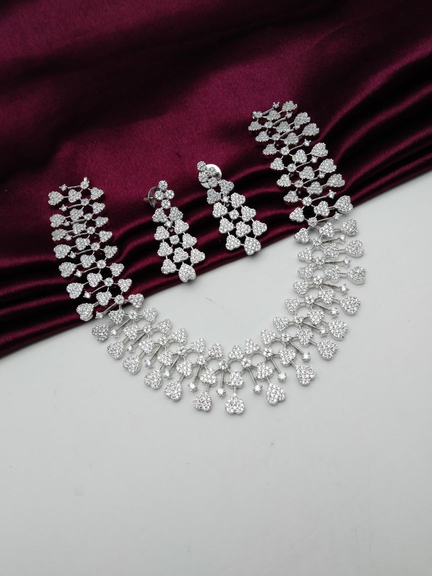 NECKLASE SET IN AD STYLE | DESIGN - 01151