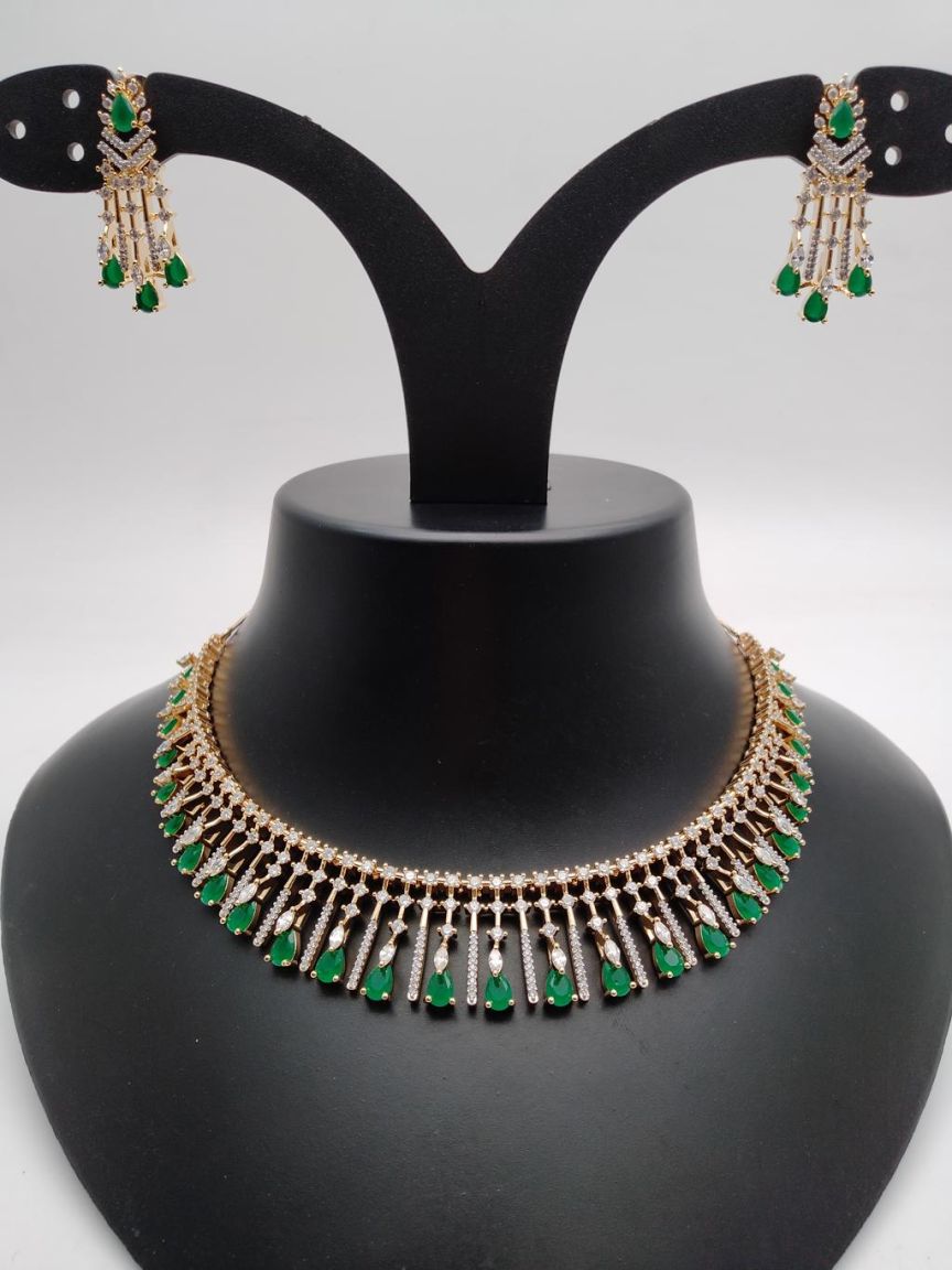 ad-necklace_set-NSAD01153GRGJ