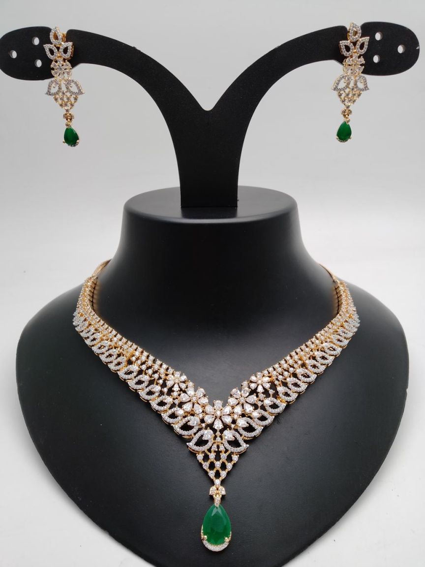 ad-necklace_set-NSAD01155GRGJ