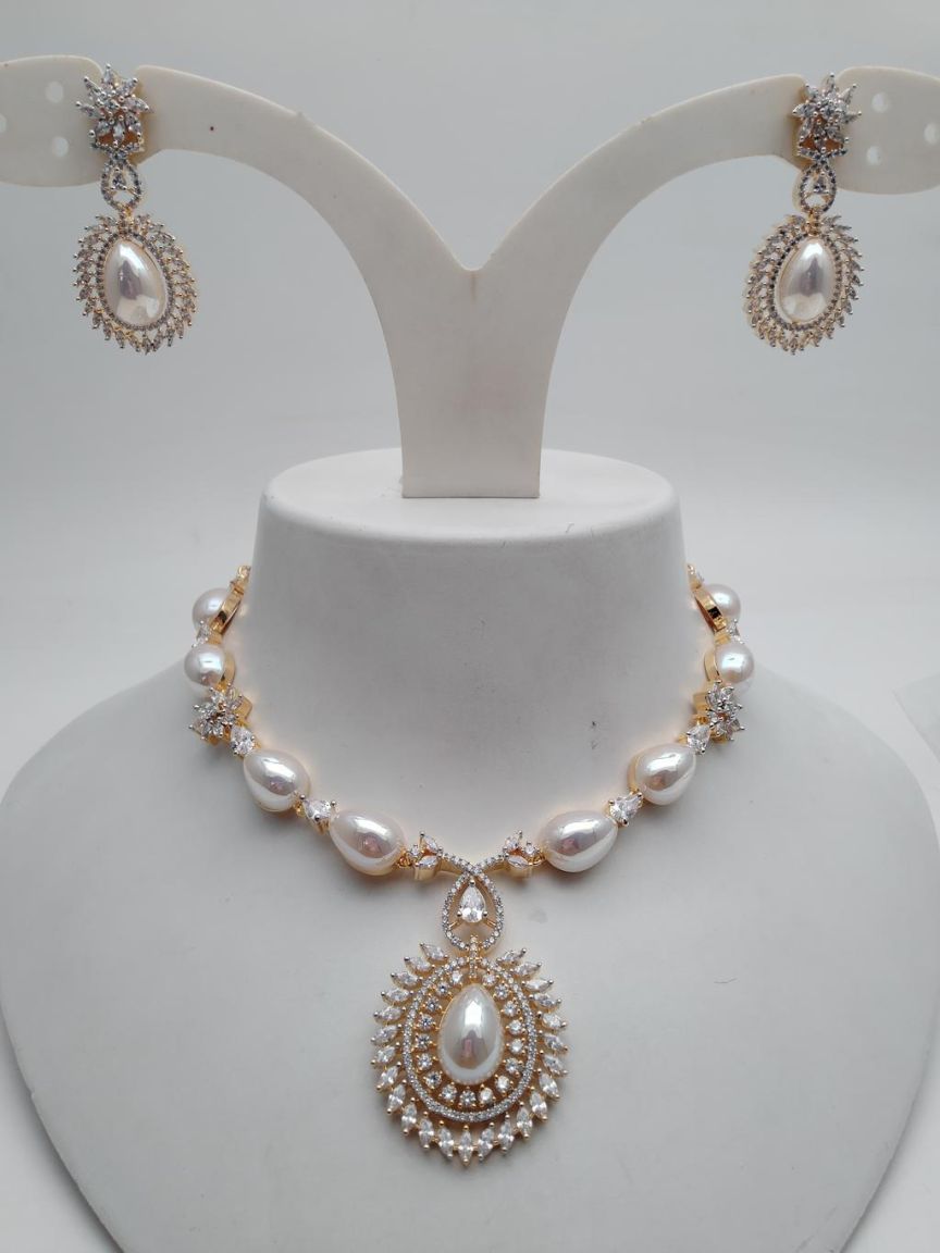 NECKLASE SET IN AD STYLE | DESIGN - 01161