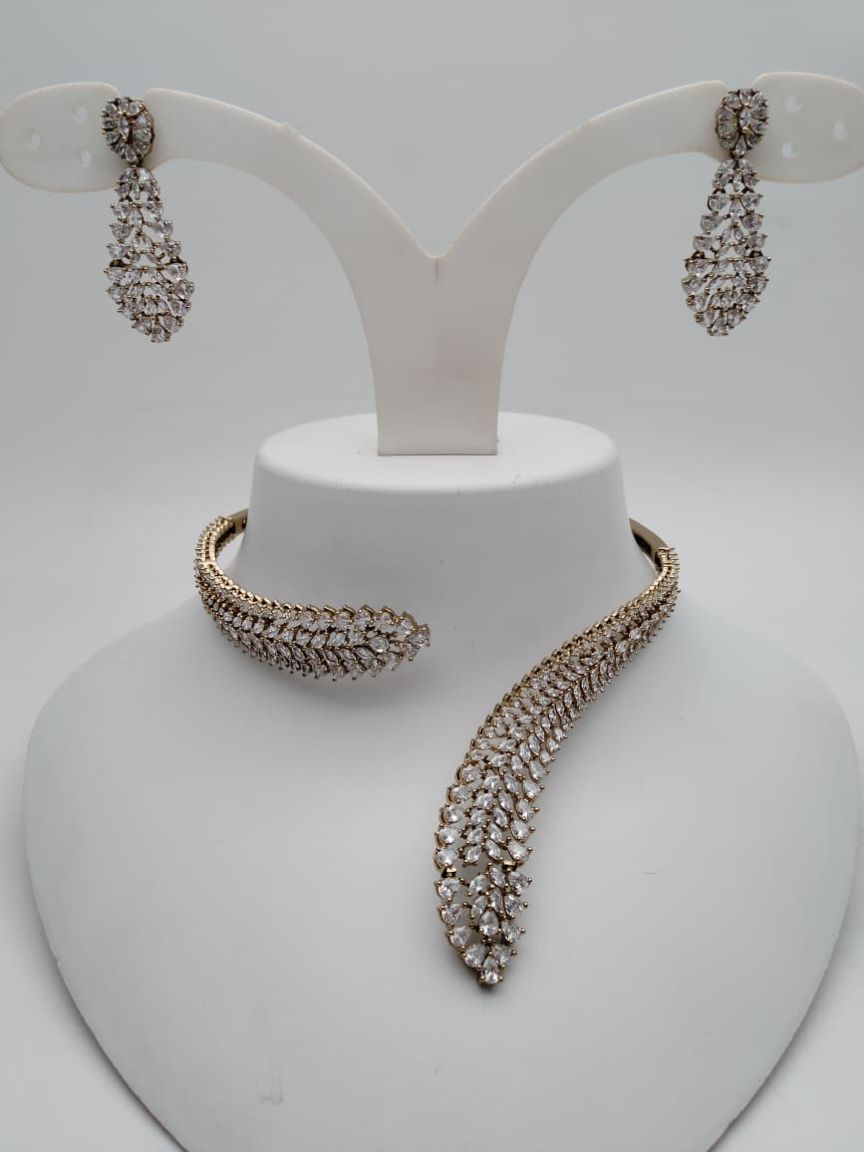 NECKLASE SET IN AD STYLE | DESIGN - 01168