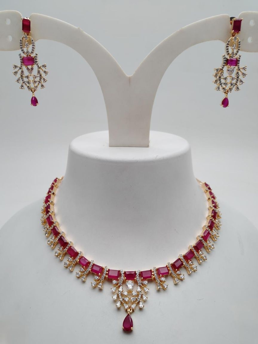 NECKLASE SET IN AD STYLE | DESIGN - 01171