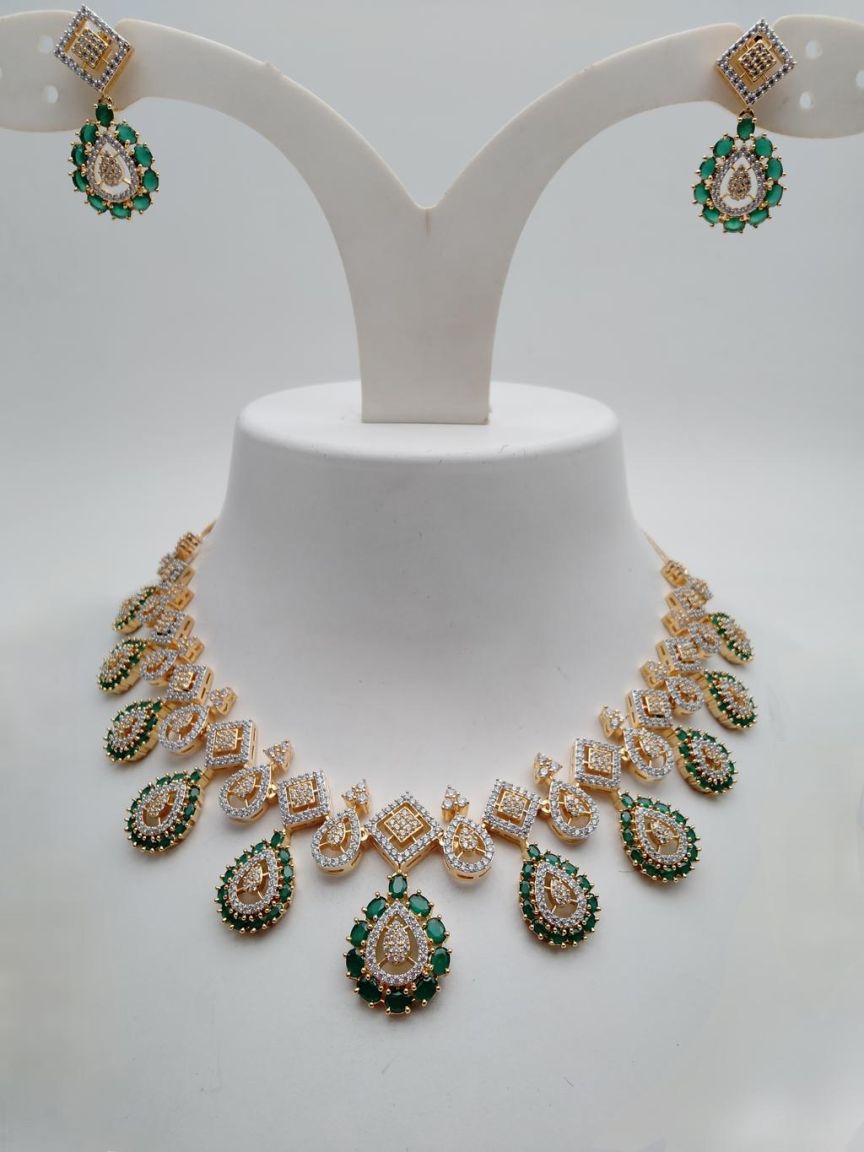 ad-necklace_set-NSAD01172GRGJ