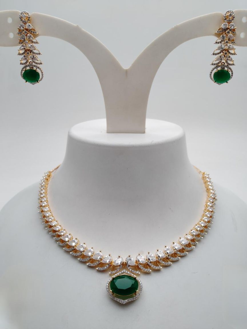 ad-necklace_set-NSAD01175GRGJ