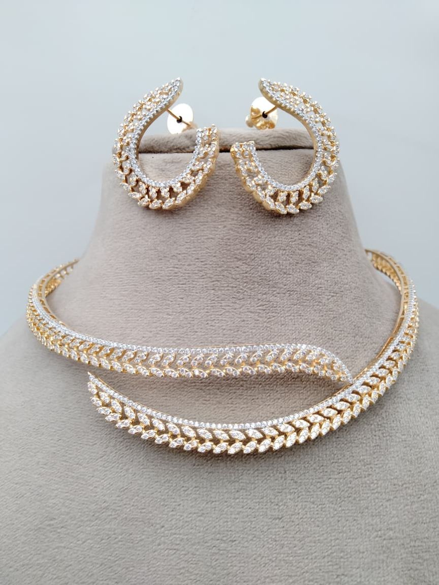 NECKLASE SET IN AD STYLE | DESIGN - 01176