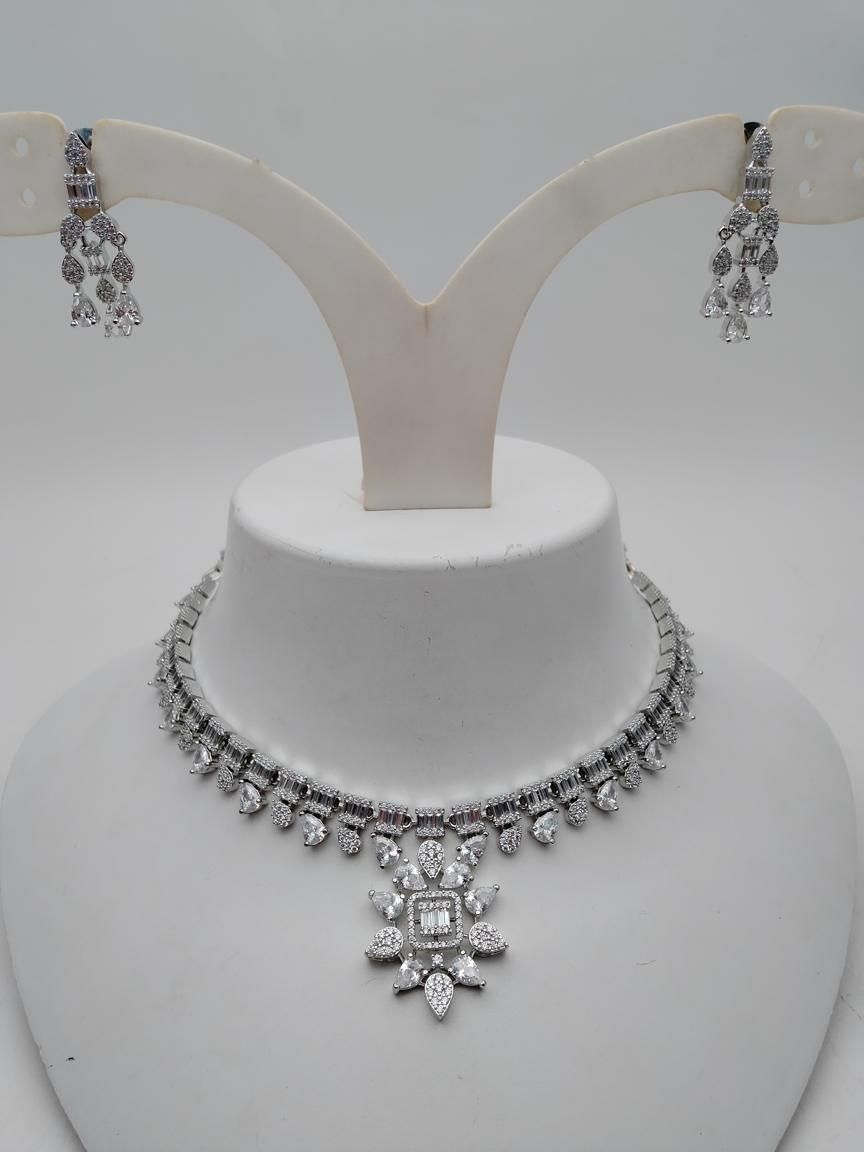 NECKLASE SET IN AD STYLE | DESIGN - 01187