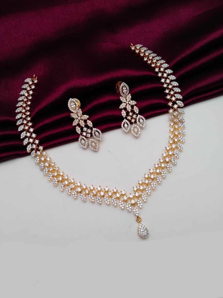 NECKLASE SET IN AD STYLE | DESIGN - 01195