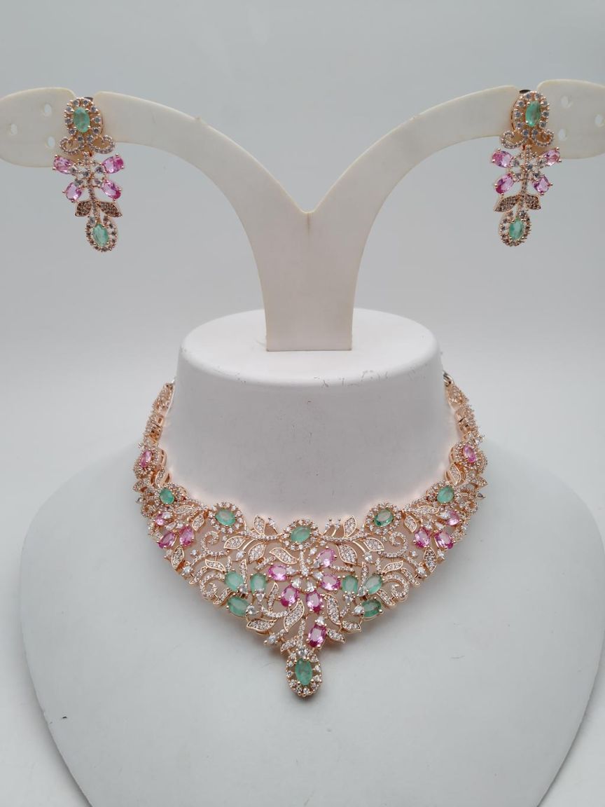 NECKLASE SET IN AD STYLE | DESIGN - 01205