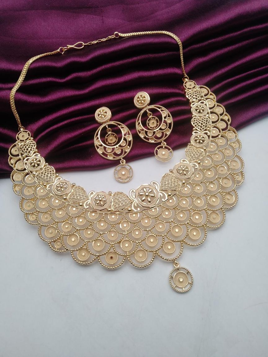 NECKLASE SET IN FORMING STYLE | DESIGN - 96071