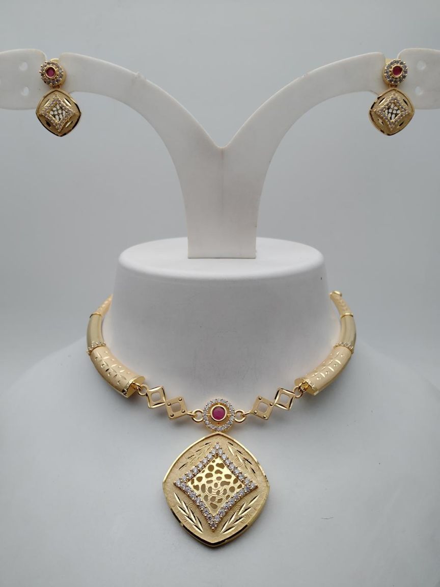 NECKLASE SET IN FORMING STYLE | DESIGN - 96079
