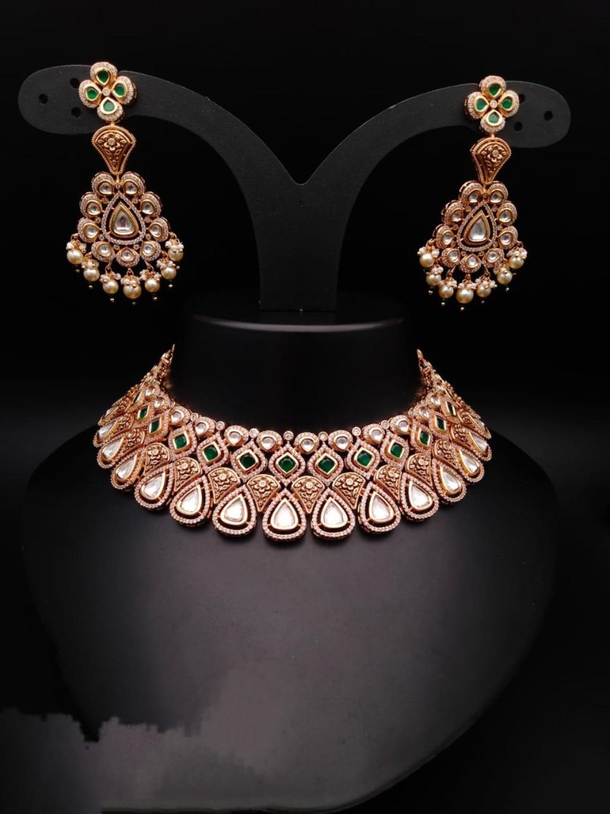 NECKLASE SET IN KUNDAN (VILANDI) STYLE | DESIGN - 15213
