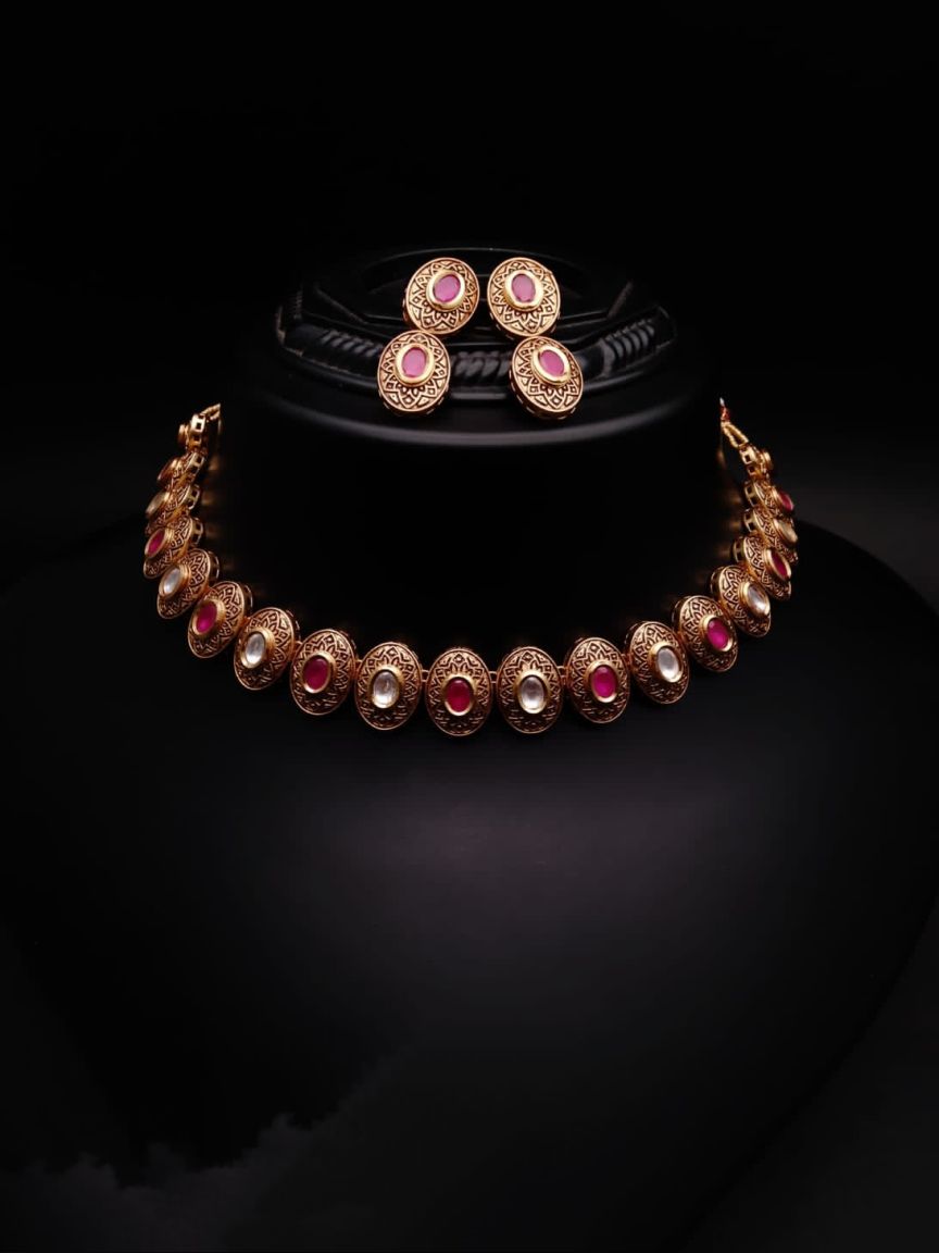 NECKLASE SET IN KUNDAN (VILANDI) STYLE | DESIGN - 15215
