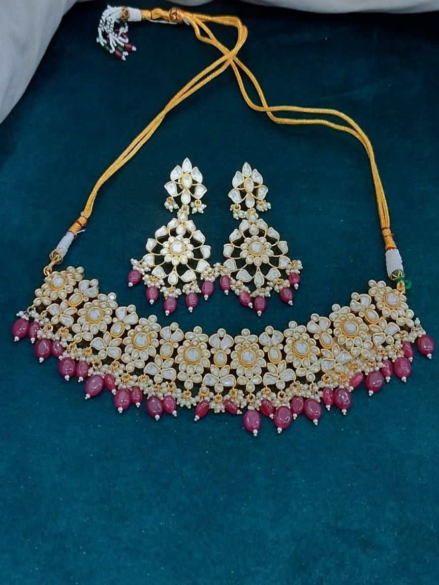 NECKLASE SET IN KUNDAN (VILANDI) STYLE | DESIGN - 15237