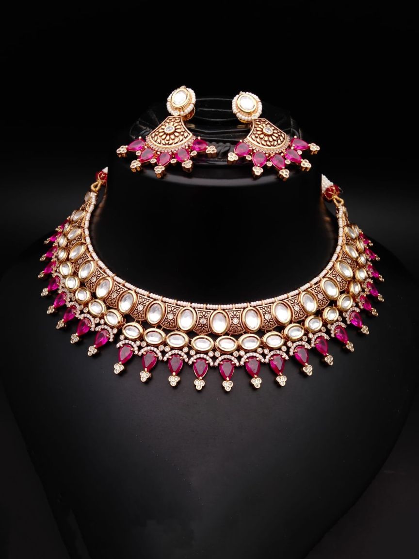 NECKLASE SET IN KUNDAN (VILANDI) STYLE | DESIGN - 15262