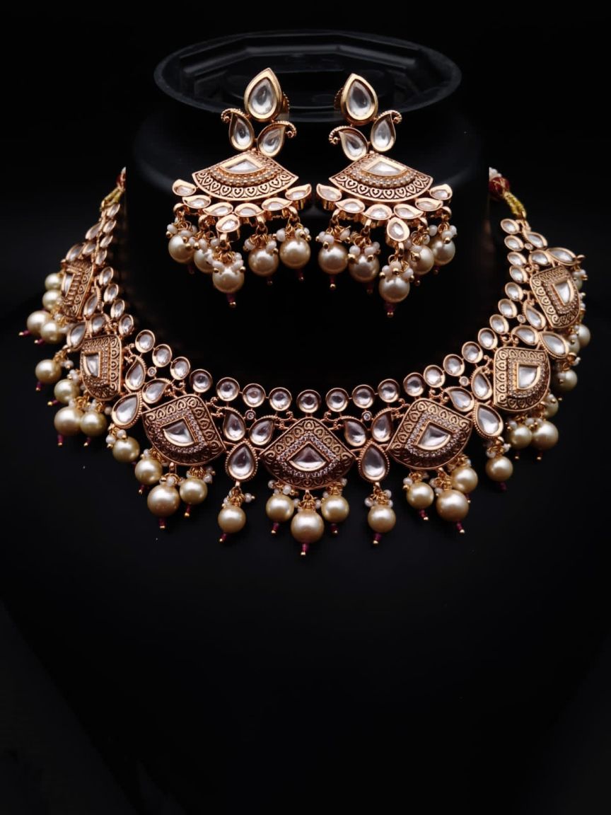 NECKLASE SET IN KUNDAN (VILANDI) STYLE | DESIGN - 15265