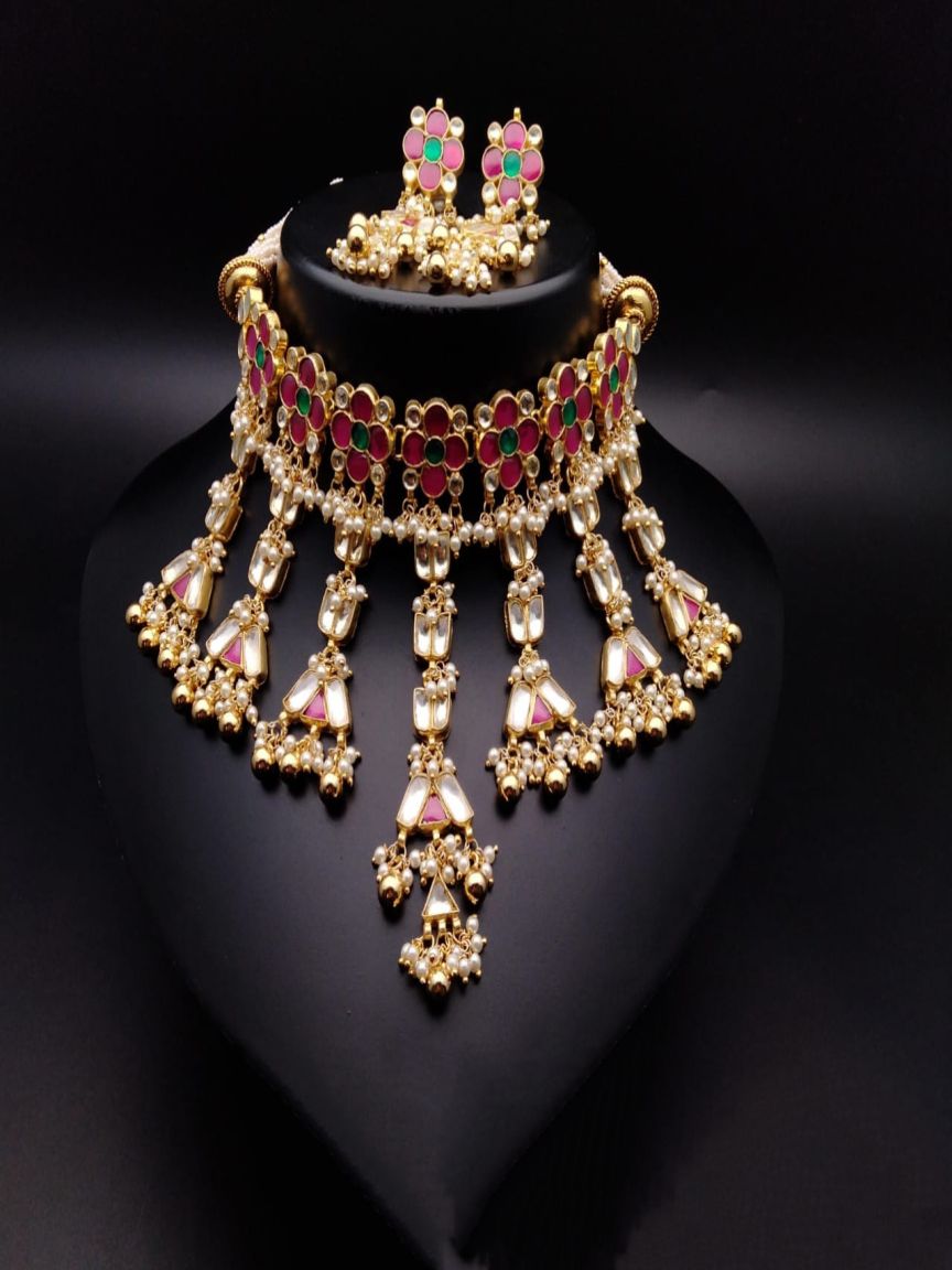NECKLASE SET IN KUNDAN (VILANDI) STYLE | DESIGN - 15273