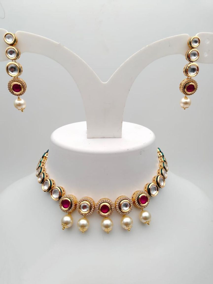 NECKLASE SET IN KUNDAN (VILANDI) STYLE | DESIGN - 15323
