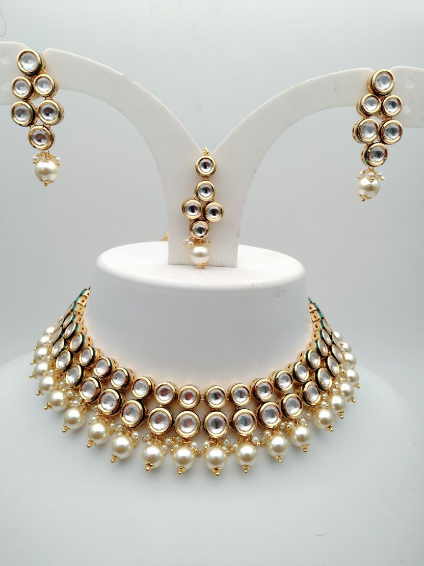 NECKLASE SET IN KUNDAN (VILANDI) STYLE | DESIGN - 15335