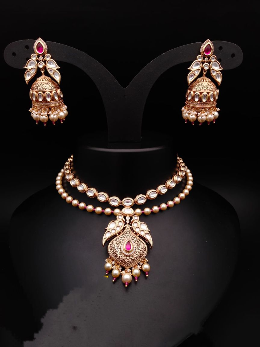 NECKLASE SET IN KUNDAN (VILANDI) STYLE | DESIGN - 15344