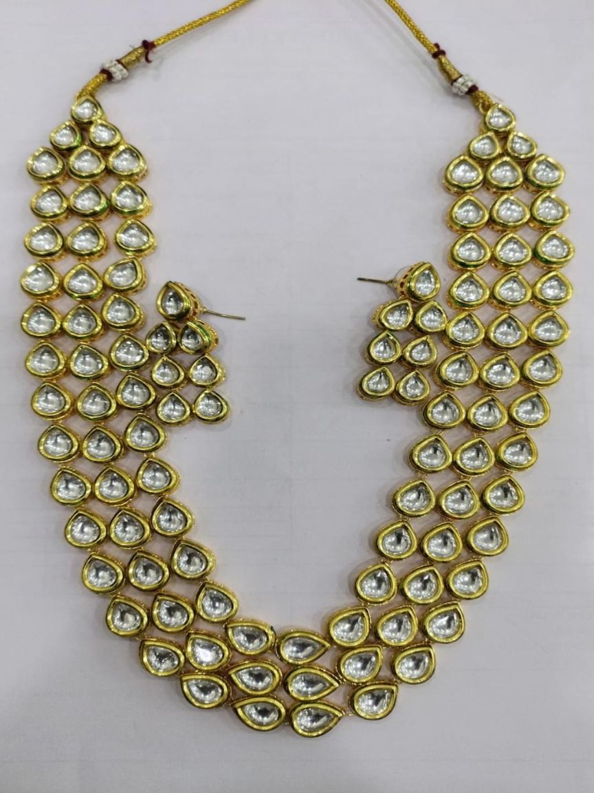 NECKLASE SET IN KUNDAN (VILANDI) STYLE | DESIGN - 15383