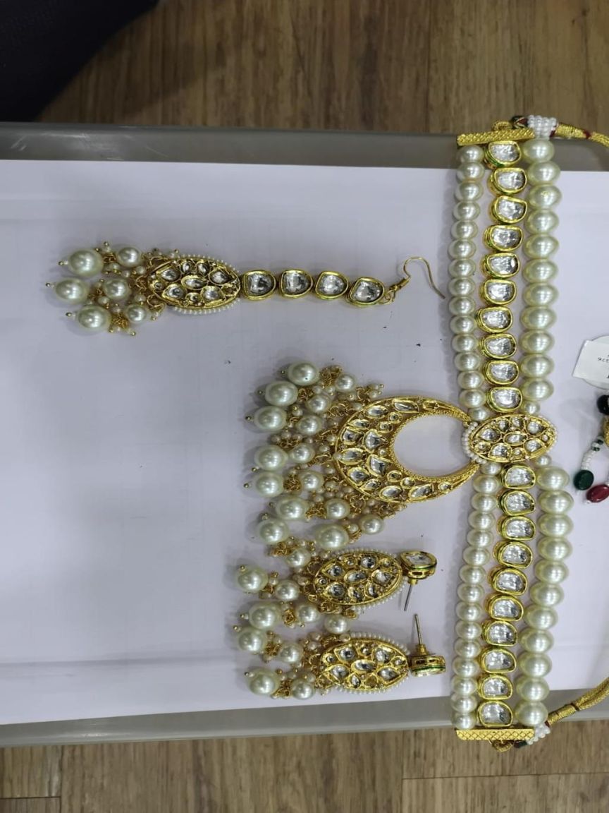 kundan-necklace_set-NSK15387WGD