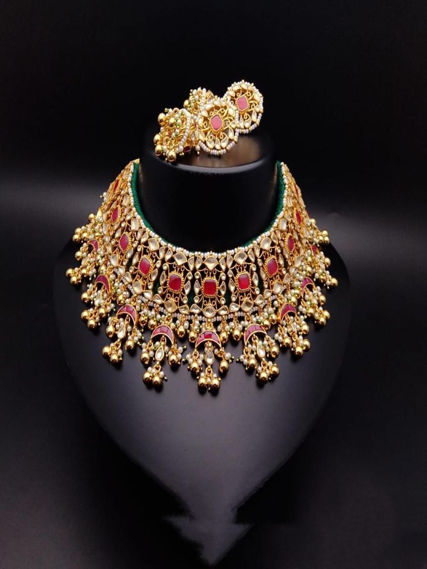 NECKLASE SET IN KUNDAN (VILANDI) STYLE | DESIGN - 15395