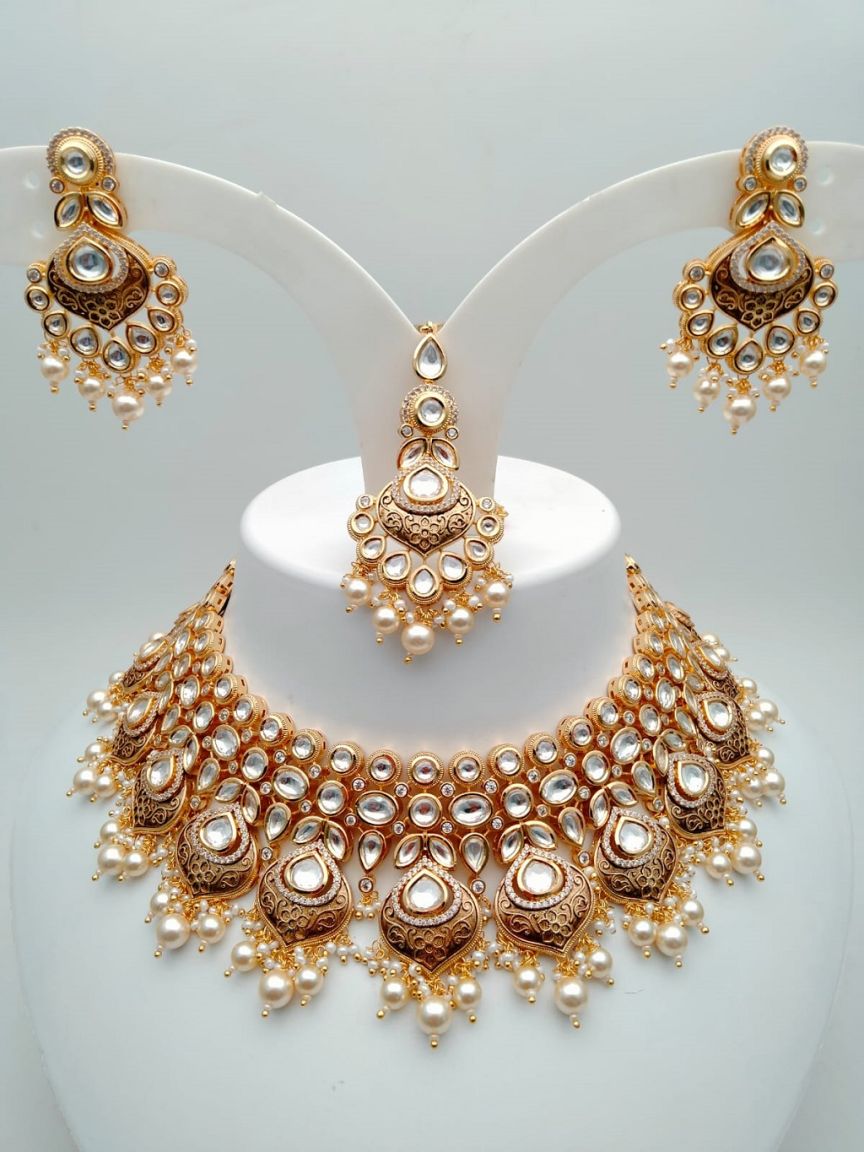NECKLASE SET IN KUNDAN (VILANDI) STYLE | DESIGN - 15436