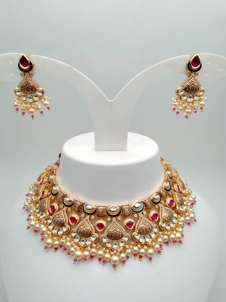 NECKLASE SET IN KUNDAN (VILANDI) STYLE | DESIGN - 15441