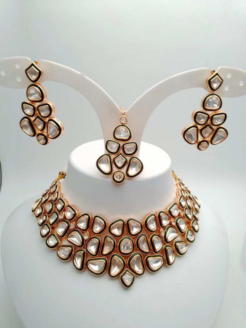 NECKLASE SET IN KUNDAN (VILANDI) STYLE | DESIGN - 15445