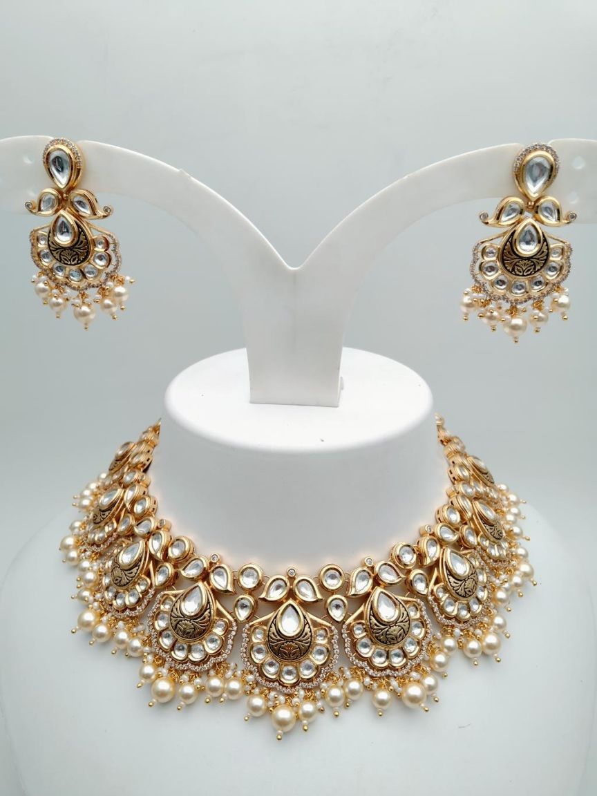 NECKLASE SET IN KUNDAN (VILANDI) STYLE | DESIGN - 15454