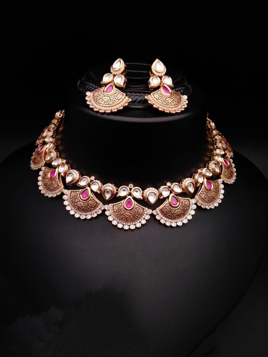 NECKLASE SET IN KUNDAN (VILANDI) STYLE | DESIGN - 15465
