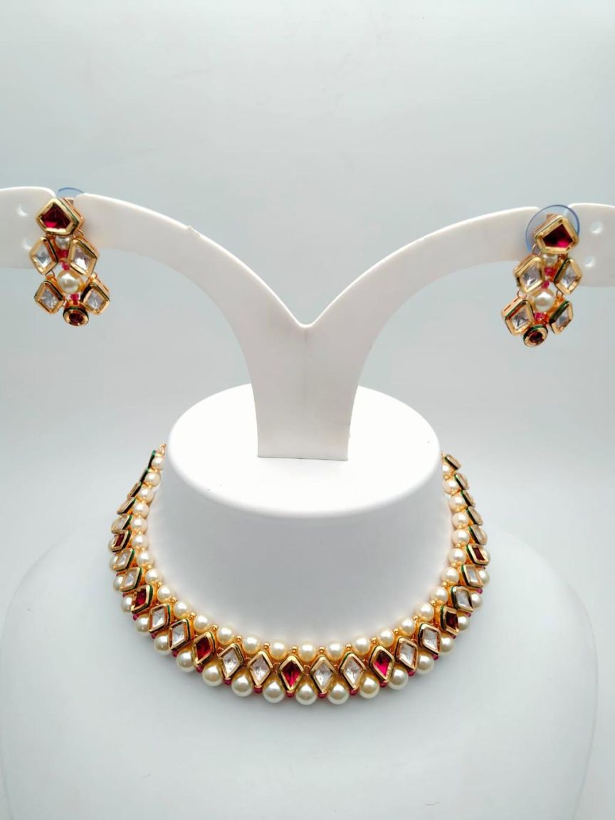 NECKLASE SET IN KUNDAN (VILANDI) STYLE | DESIGN - 15478