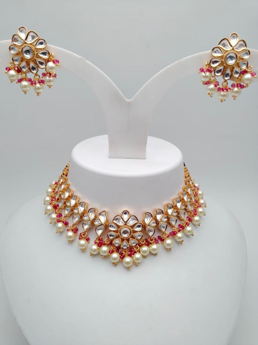 NECKLASE SET IN KUNDAN (VILANDI) STYLE | DESIGN - 15479