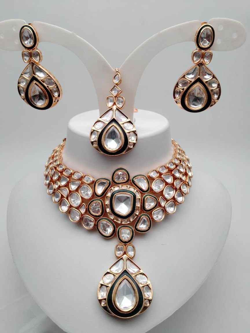 NECKLASE SET IN KUNDAN (VILANDI) STYLE | DESIGN - 15486