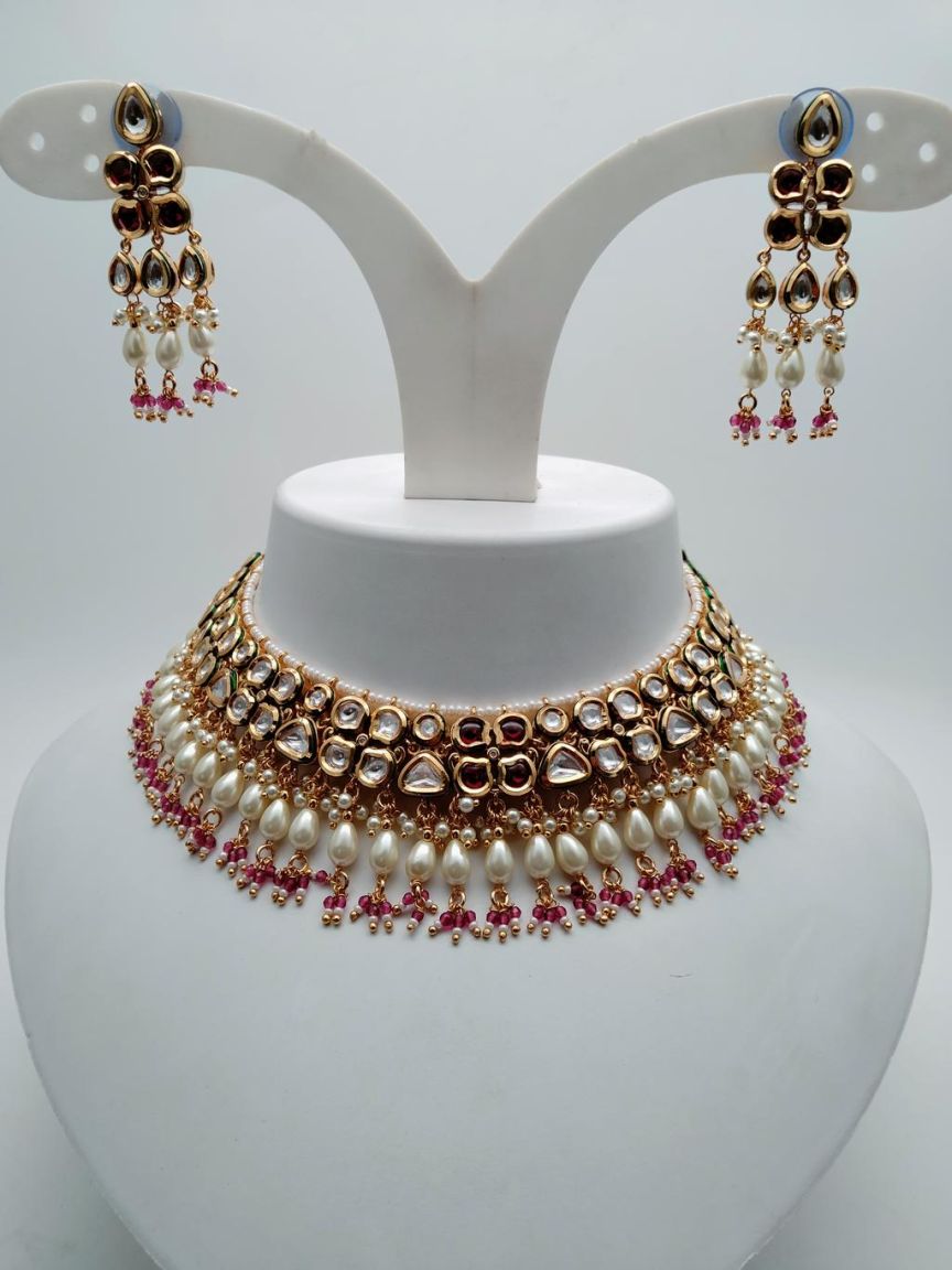 NECKLASE SET IN KUNDAN (VILANDI) STYLE | DESIGN - 15493