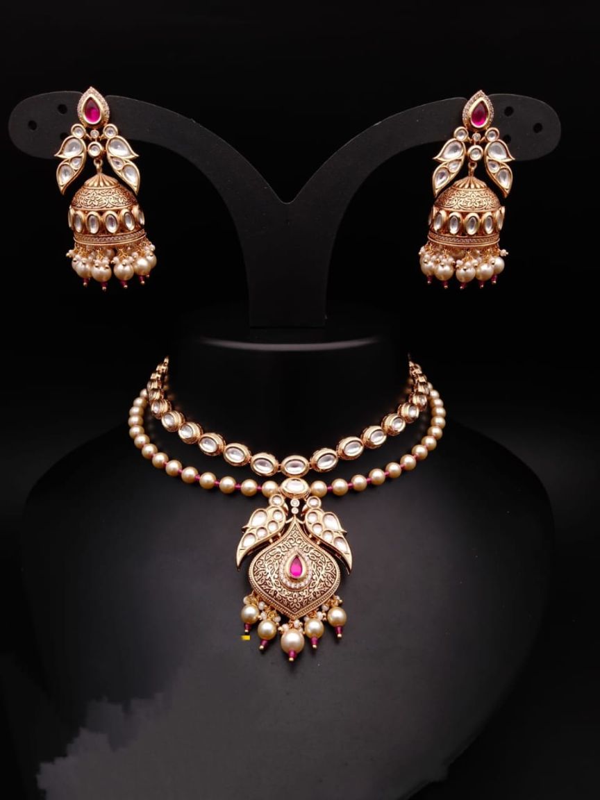 NECKLASE SET IN KUNDAN (VILANDI) STYLE | DESIGN - 15505
